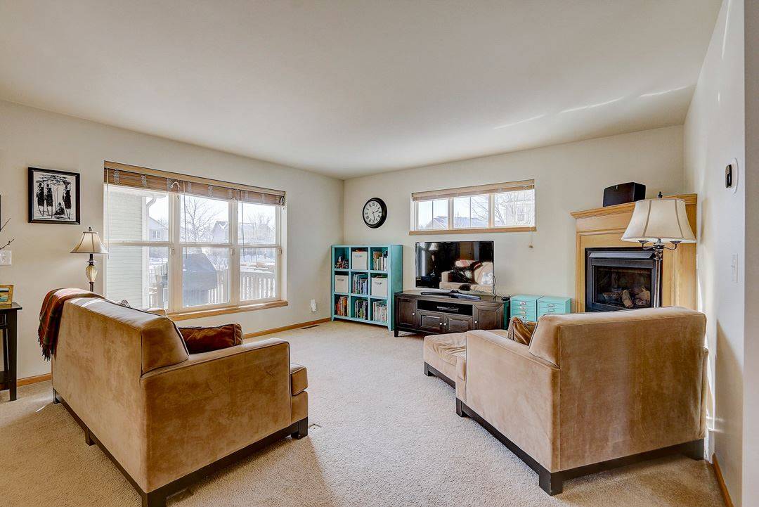 7035 Dewdrop Dr, Madison, WI 53719