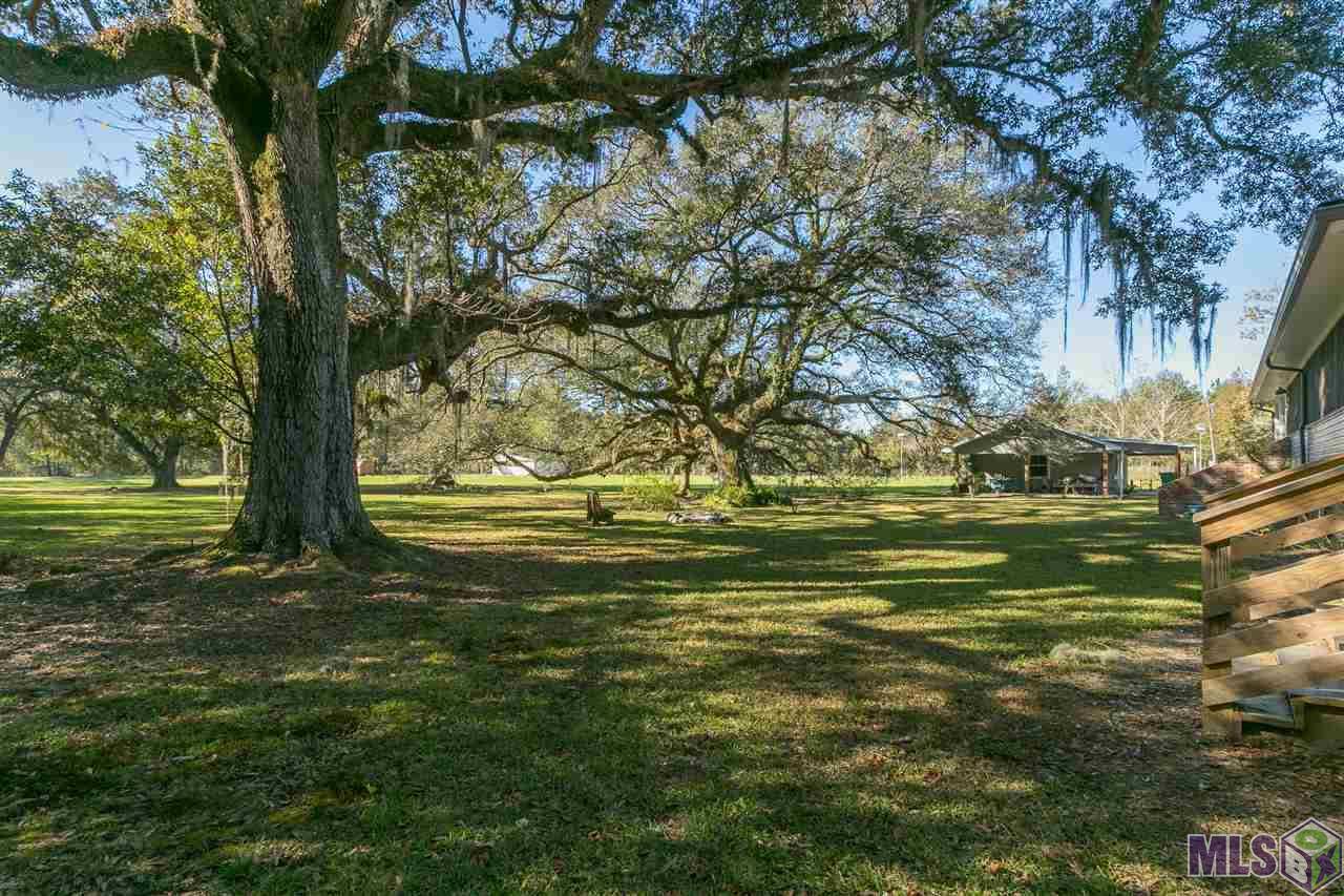 Holden, LA 70744,16509 FLORIDA BLVD