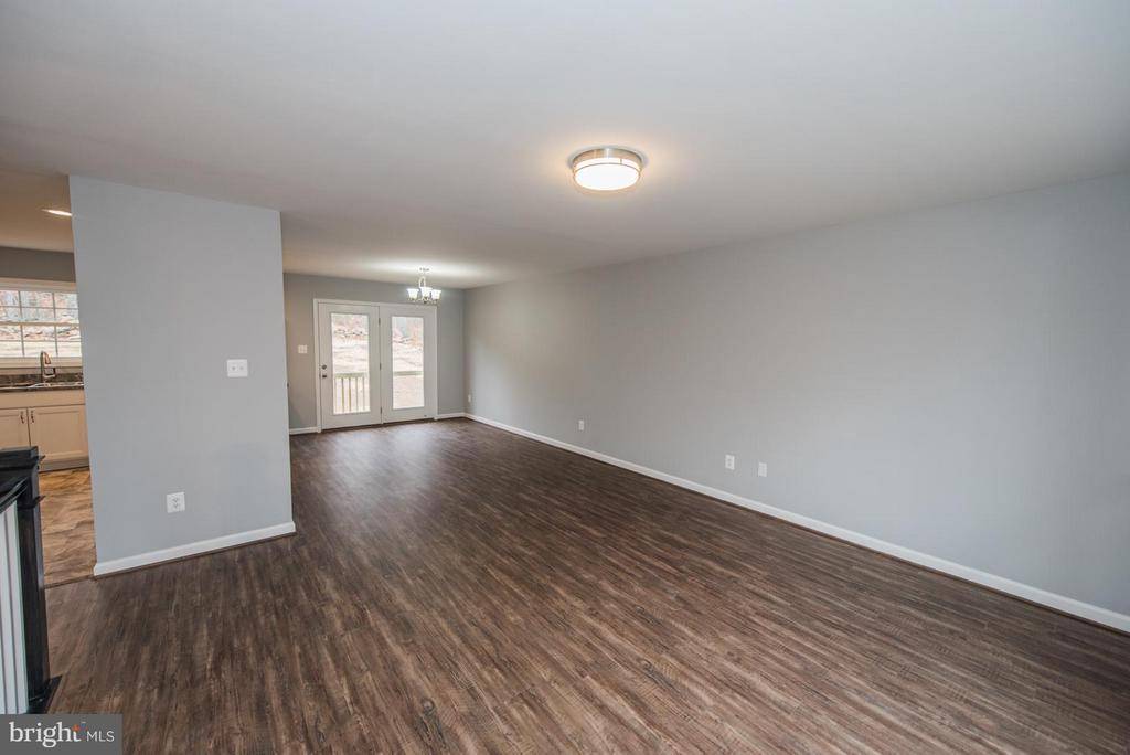 Winchester, VA 22602,304 GRAYWOLF TRL