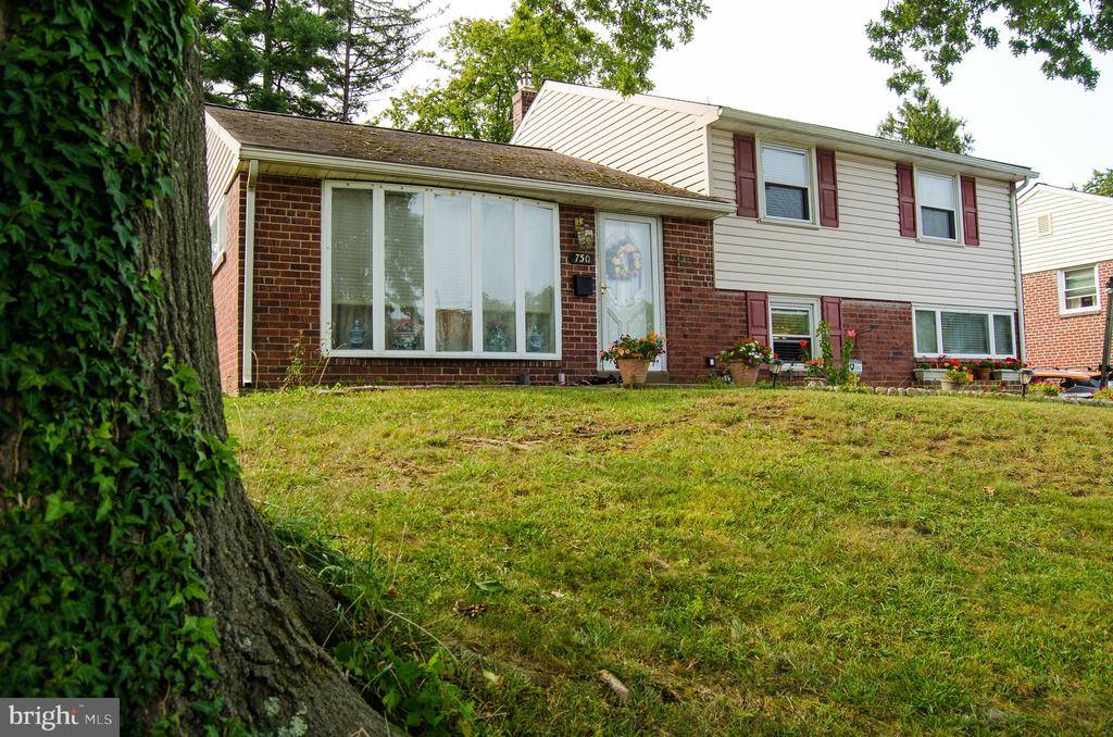 Springfield, PA 19064,750 RHOADS DR