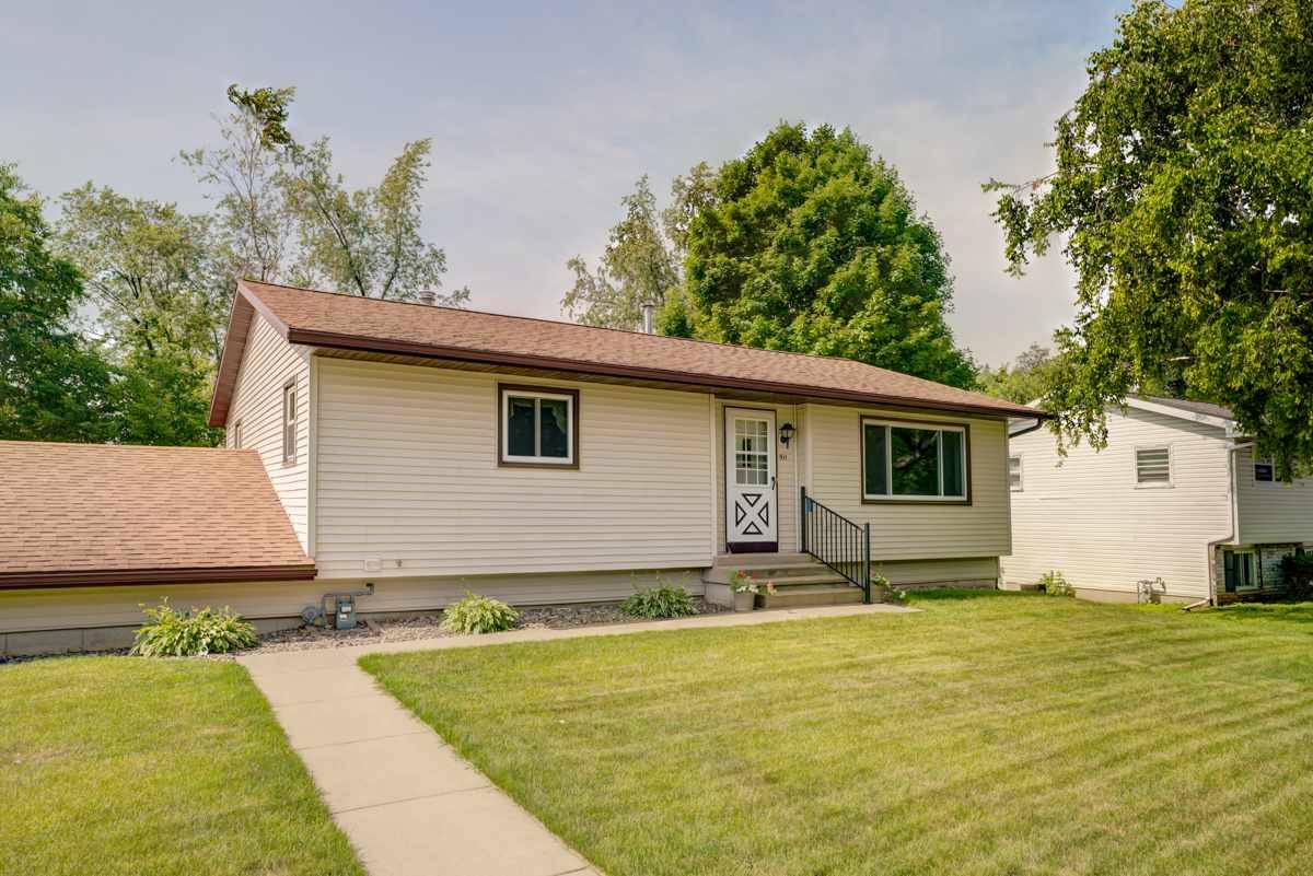 Mount Horeb, WI 53572,511 Linda Rd