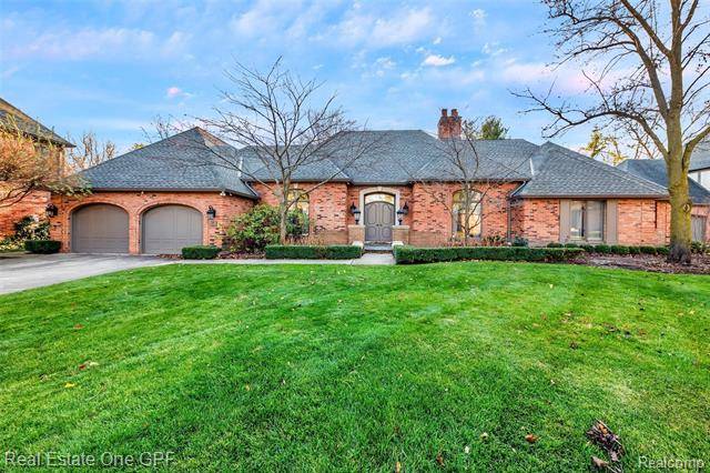 Grosse Pointe Farms, MI 48236,17 WINDEMERE PL