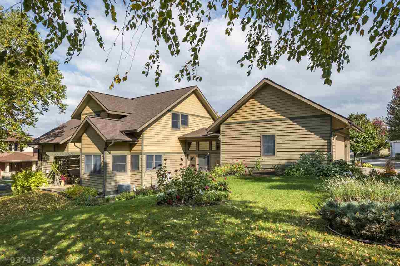 Middleton, WI 53562,3325 River Birch Ln