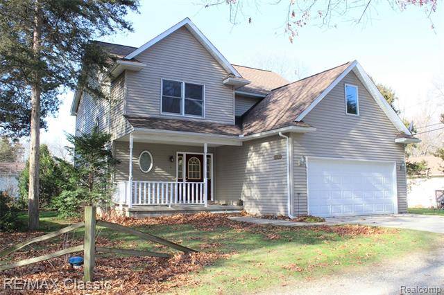 Pinckney, MI 48169,3453 COLONIAL DR