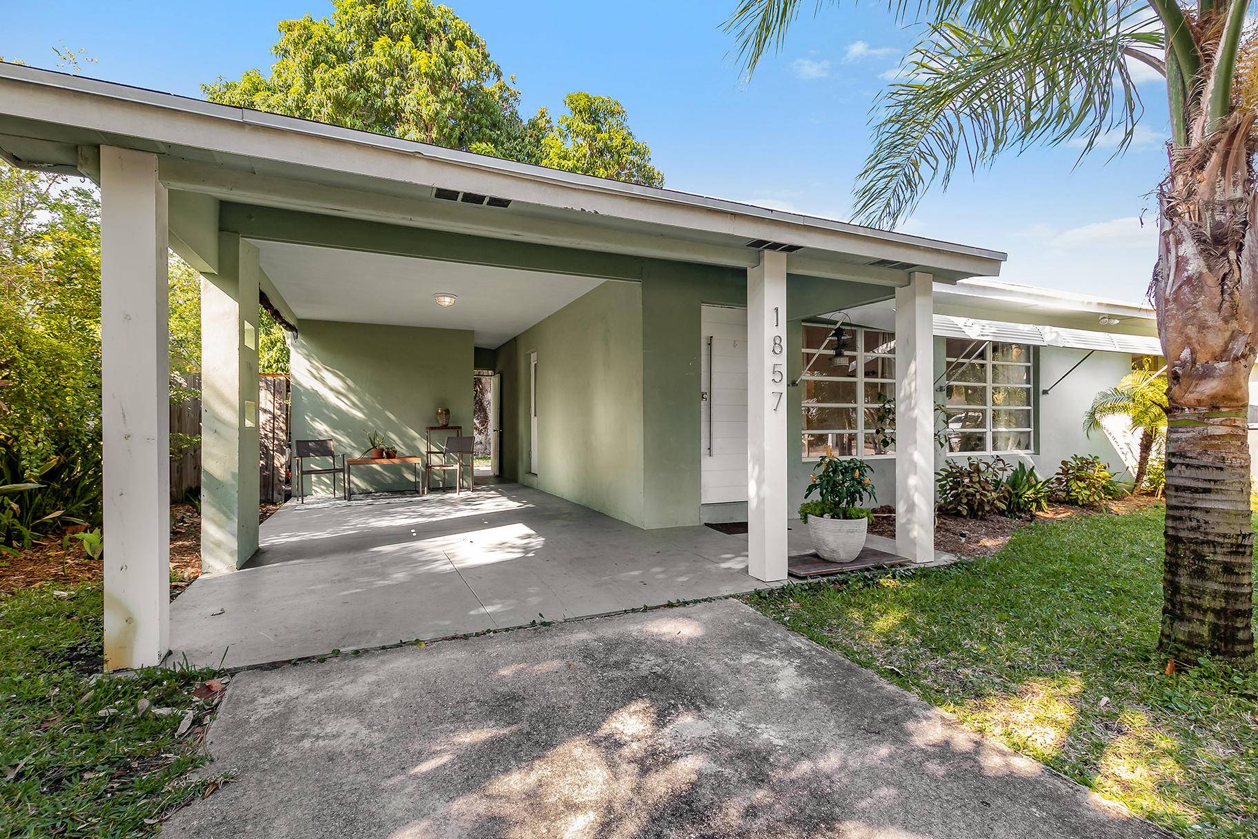 Juno Beach, FL 33408,1857 Pleasant DR