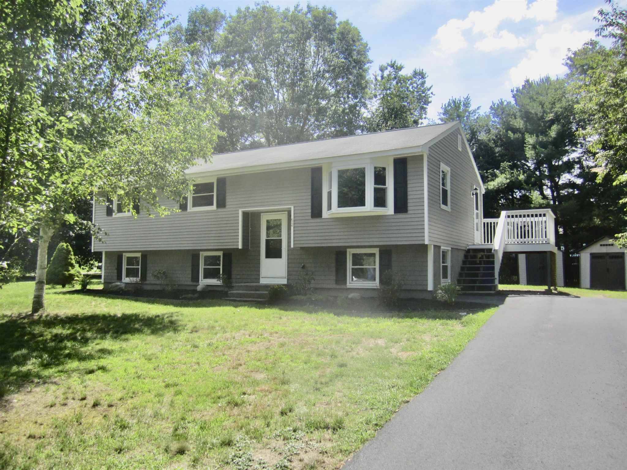 Goffstown, NH 03045,52 Hermsdorf AVE