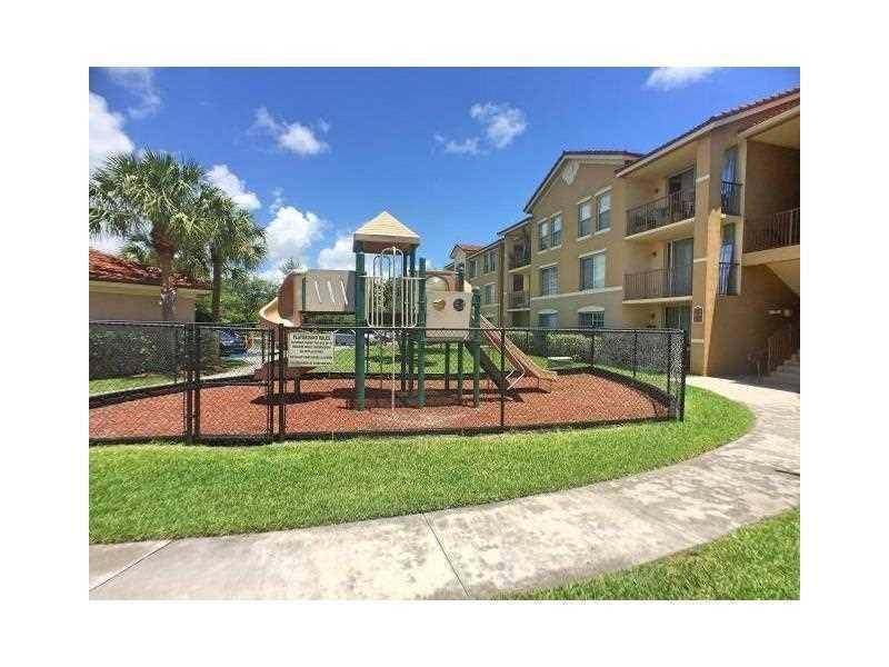 Boynton Beach, FL 33435,901 Villa CIR