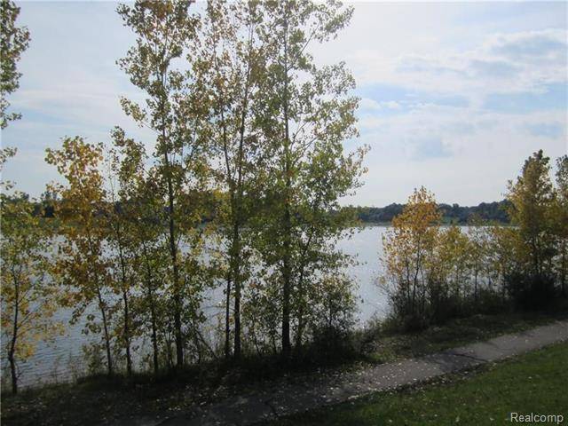 Brighton Twp, MI 48114,VAC Lot 82 Kriss Crossing RD