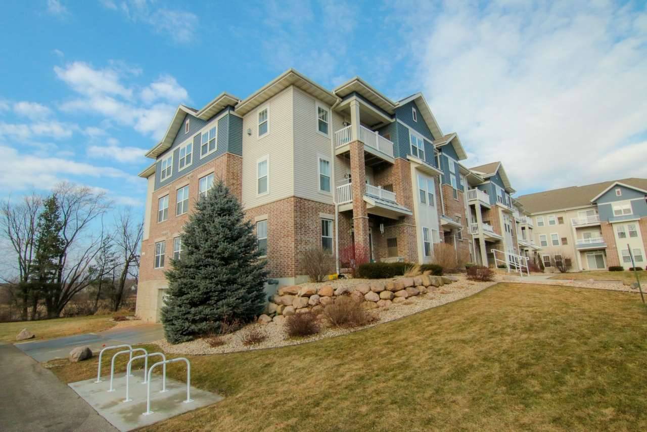 Madison, WI 53719,3848 Maple Grove Dr #104