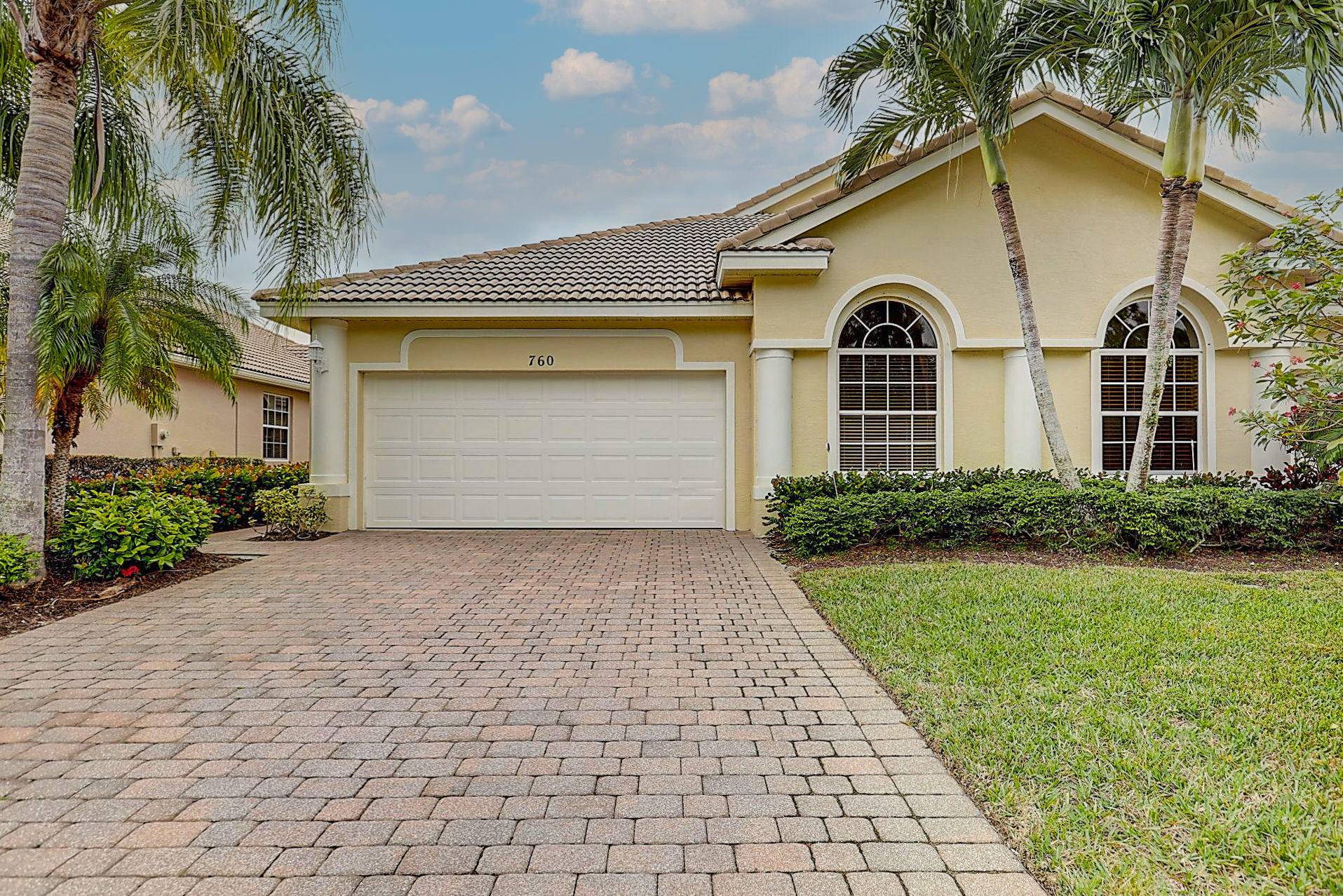 Jensen Beach, FL 34957,760 NW Red Pine WAY