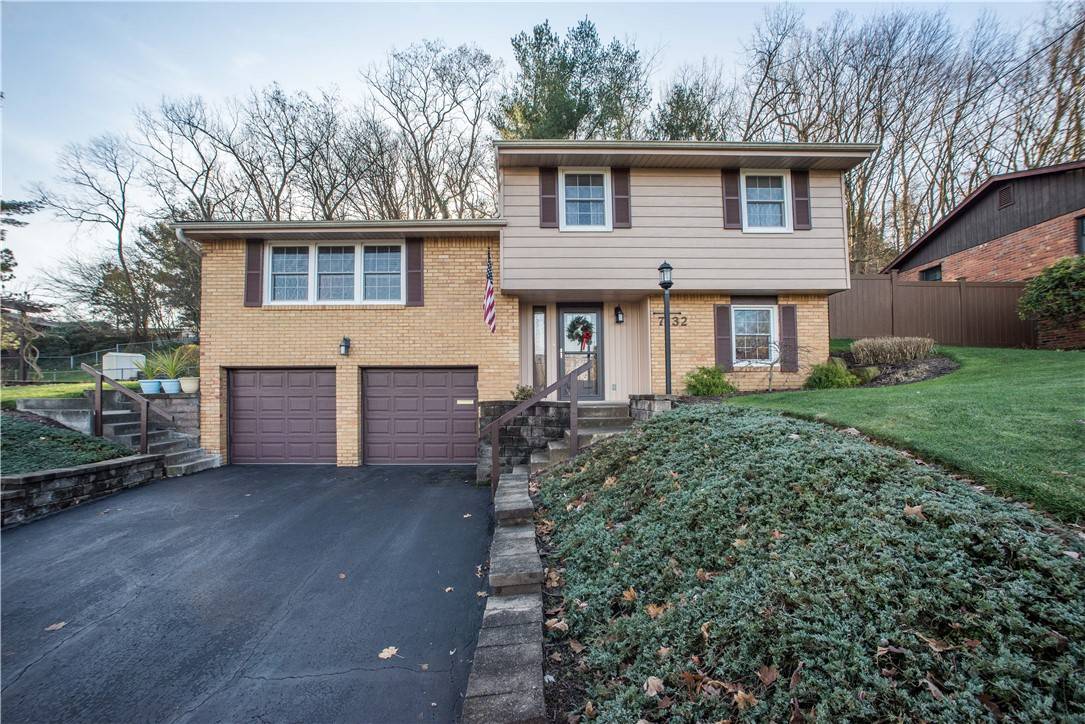 Bethel Park, PA 15102,7132 Dumbarton Pl