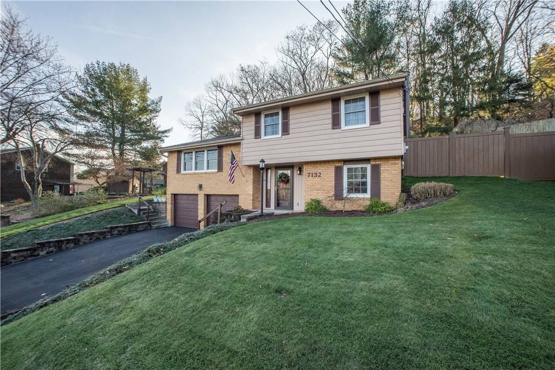 Bethel Park, PA 15102,7132 Dumbarton Pl