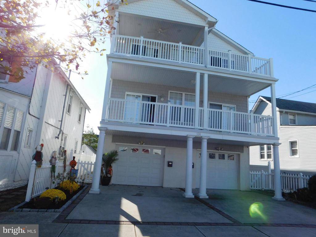 Wildwood, NJ 08260,136 W HAND AVE #A