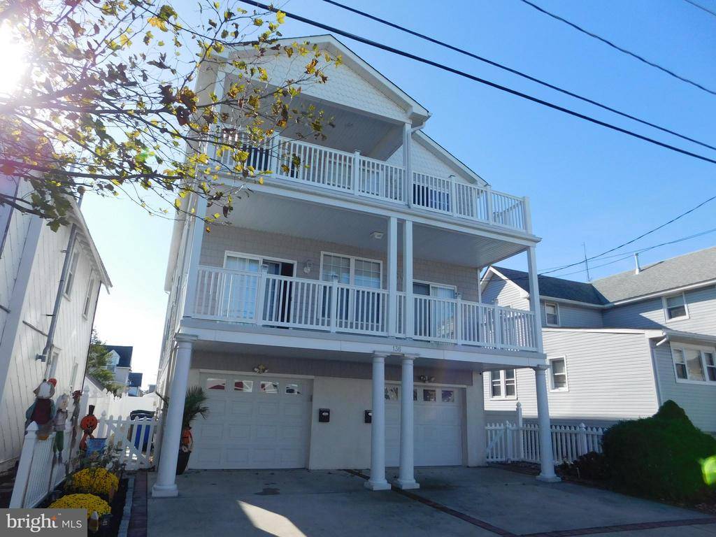 Wildwood, NJ 08260,136 W HAND AVE #A