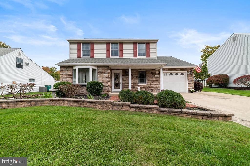 Fairless Hills, PA 19030,585 FERNWOOD LN