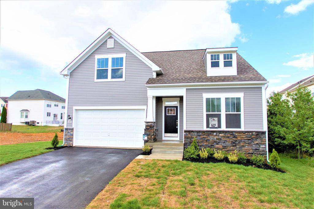 Martinsburg, WV 25403,109 ABINO HILLS WAY W