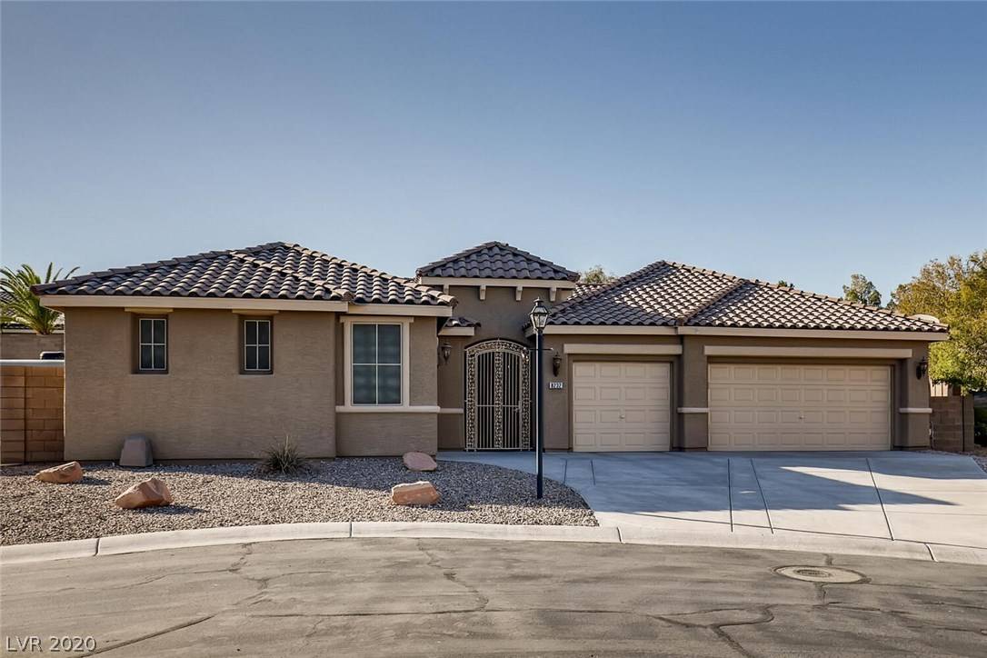 Las Vegas, NV 89131,8232 Wooden Windmill Court