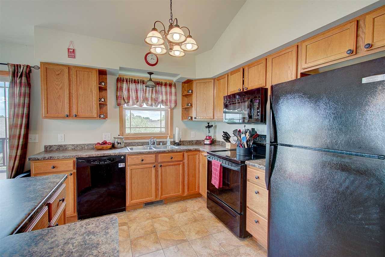 Arlington, WI 53911,316 BUENA VISTA DR