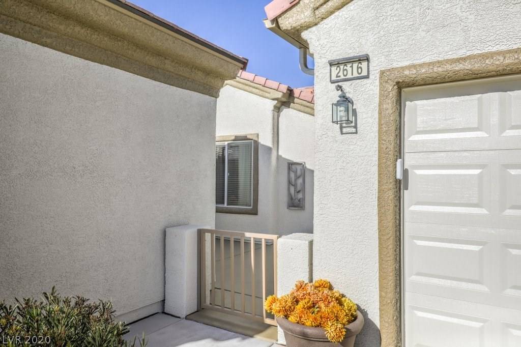 North Las Vegas, NV 89084,2616 Mourning Warbler Avenue