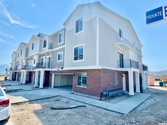 Riverton, UT 84096,4215 W WILLARD PARK CT #416