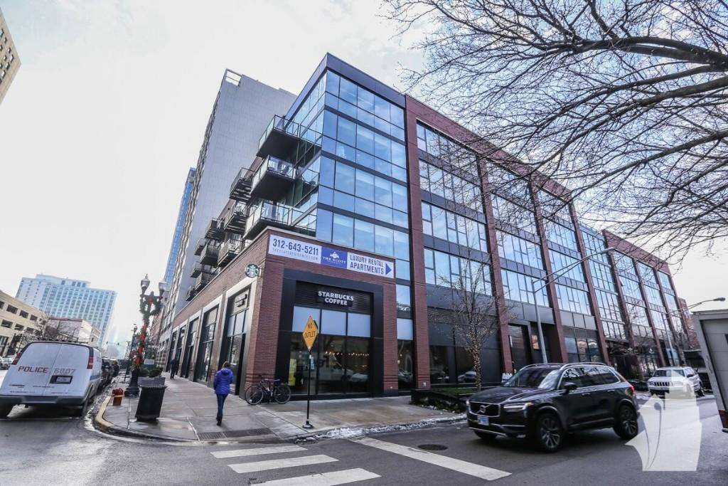 Chicago, IL 60610,211 W SCOTT, Unit 301