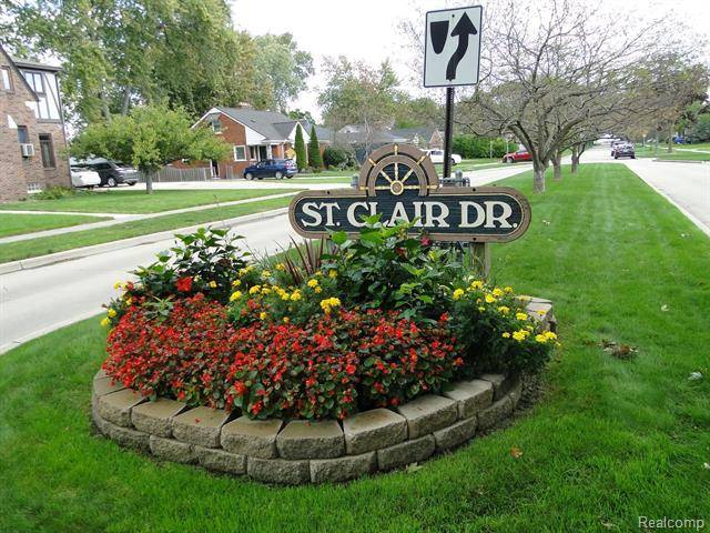 St. Clair Shores, MI 48081,22477 SAINT CLAIR DR