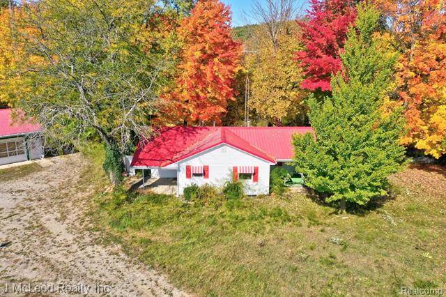 Juniata Twp, MI 48768,3295 SANILAC RD