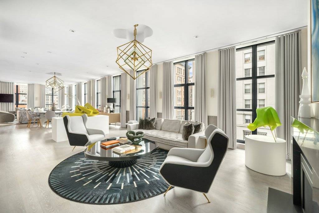 New York, NY 10013,11 North Moore Street #5BC