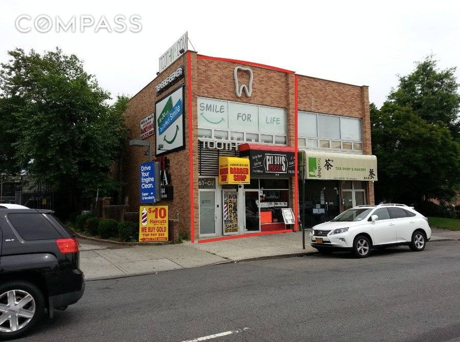 Queens, NY 11365,61-07 Utopia Parkway