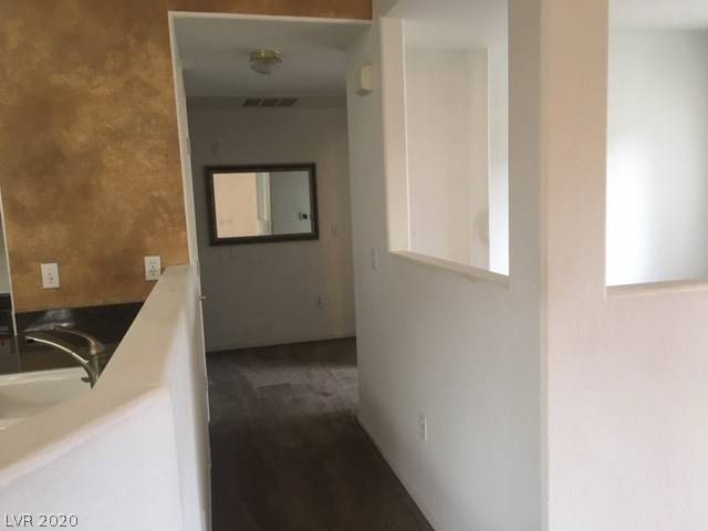 Las Vegas, NV 89122,3400 Cabana Drive #2068