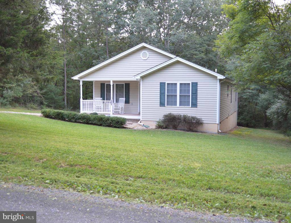 Basye, VA 22810,285 SANDPIPER DR