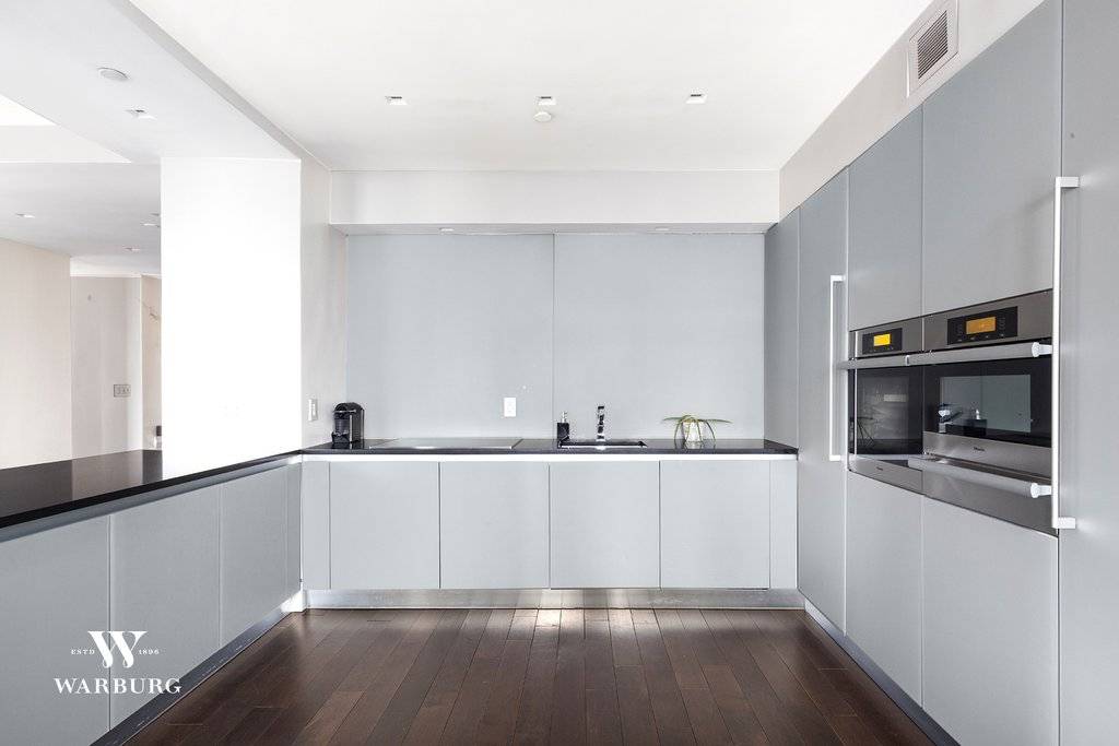 New York, NY 10023,15 West 63rd Street #23B