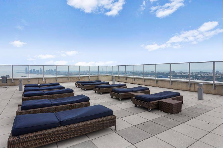 New York, NY 10036,635 West 42nd Street #14N