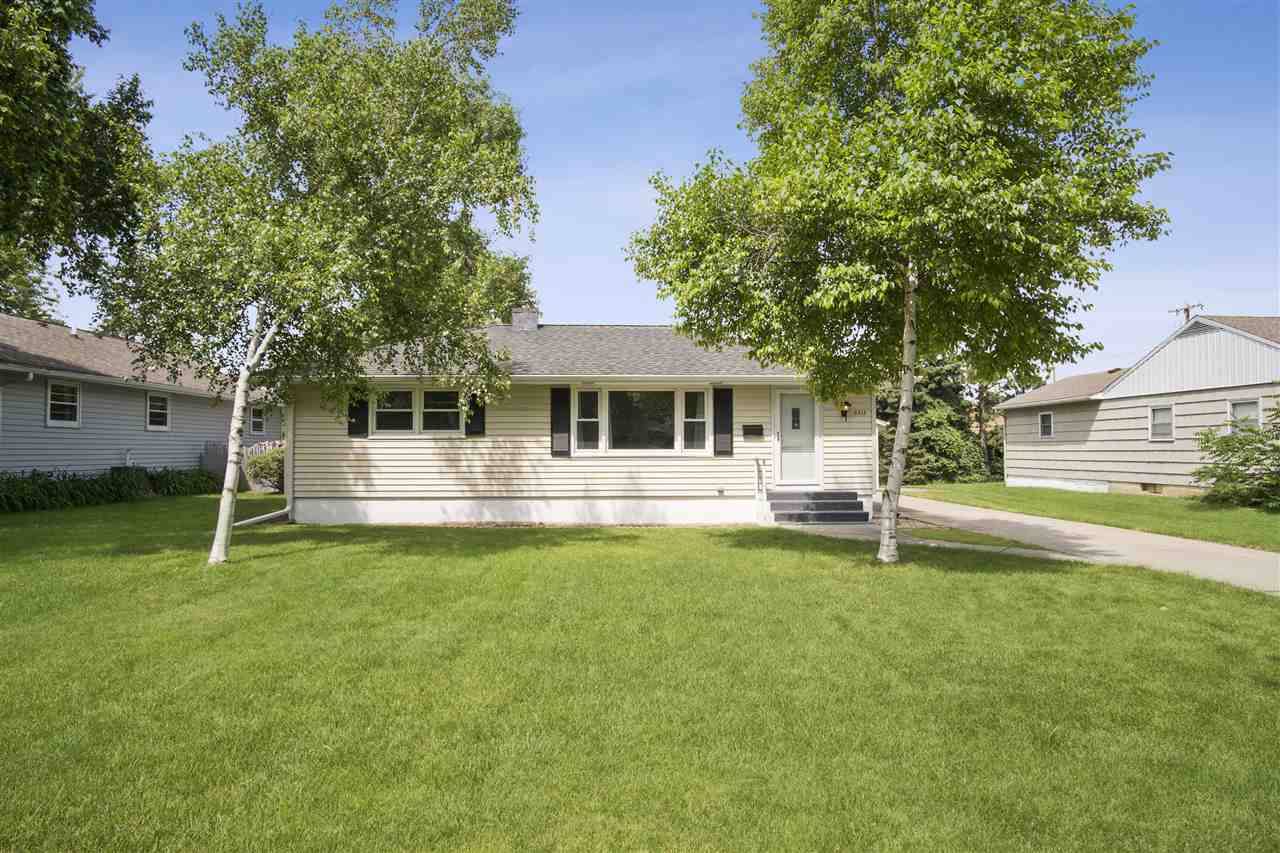 Monona, WI 53716,5313 Admiral Dr