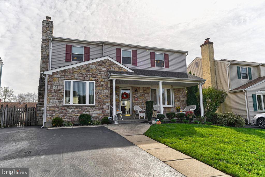 Havertown, PA 19083,307 GREENBRIER LN