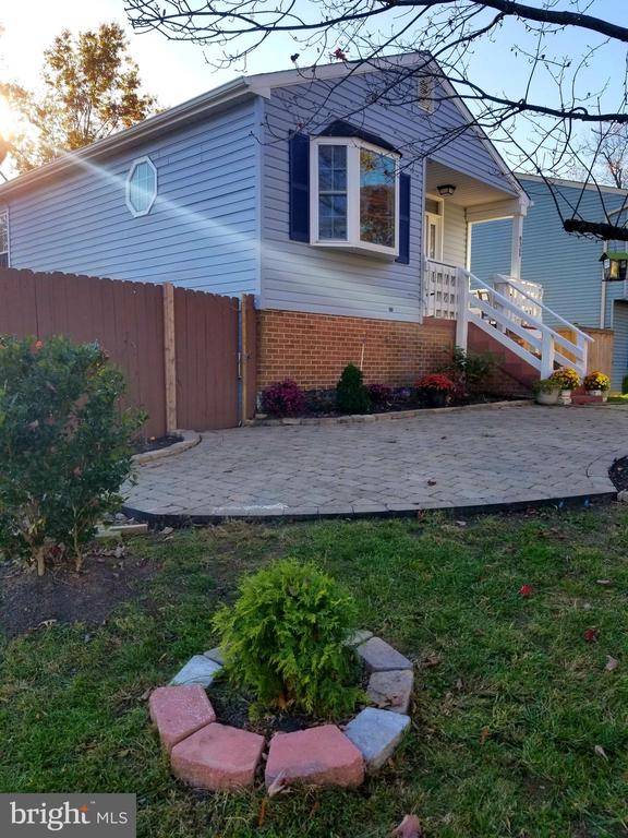 Laurel, MD 20707,8309 CYPRESS ST