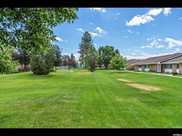 Murray, UT 84107,889 E THREE FOUNTAINS DR #218