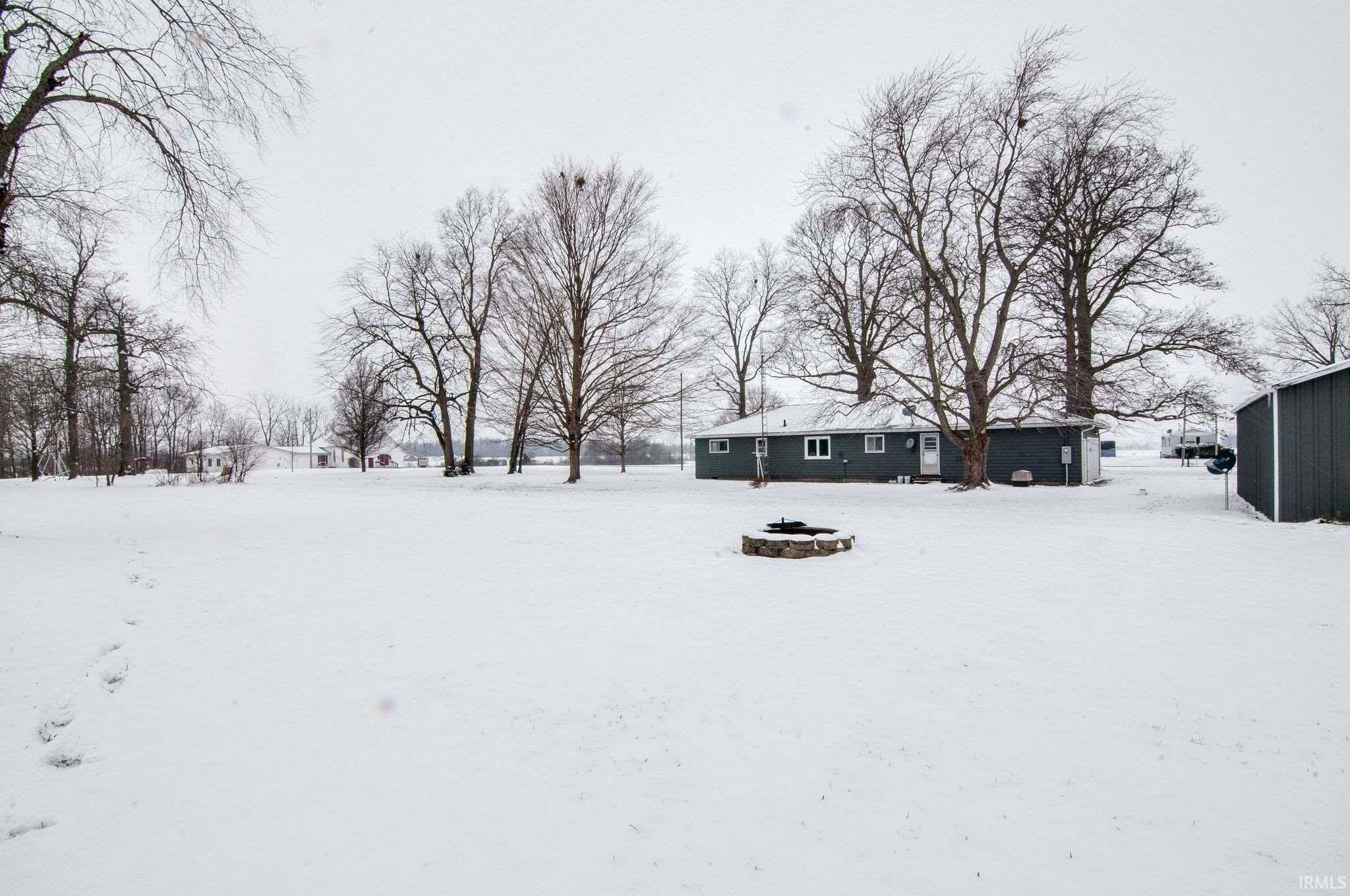 Fairmount, IN 46928,3020 E 1100 S