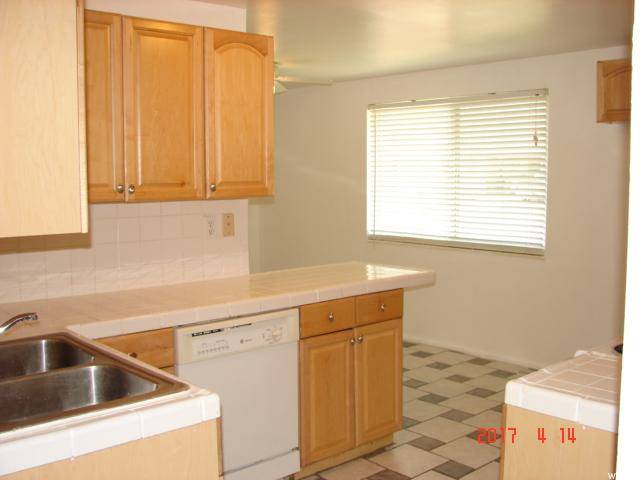 Tooele, UT 84074,529 E STANSBURY AVE