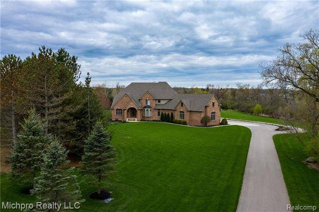 Bruce Twp, MI 48065,73443 HIDDEN CREEK LN