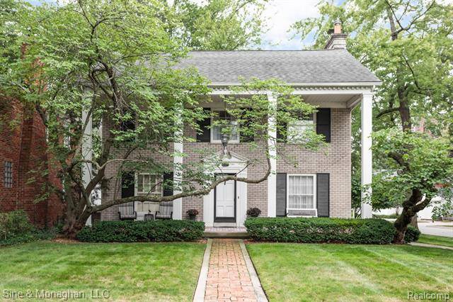 Grosse Pointe Woods, MI 48236,1747 LITTLESTONE