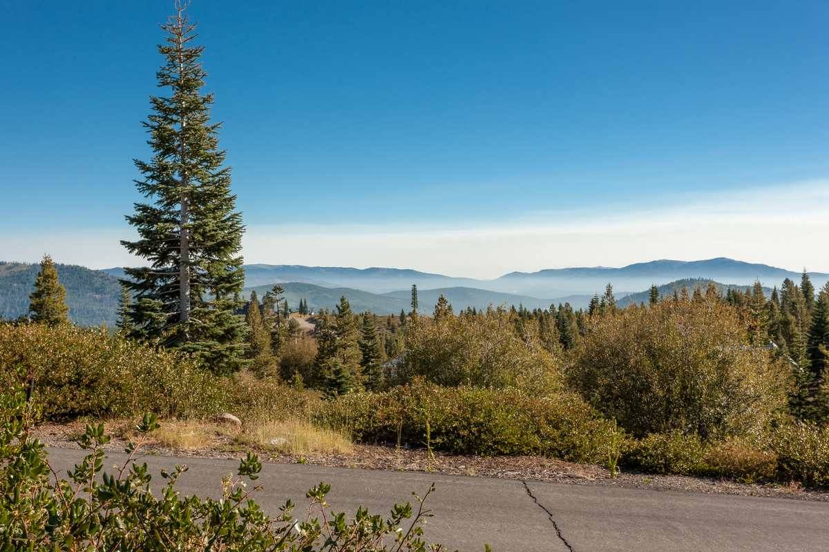 Truckee, CA 96161,15531 Glacier Way