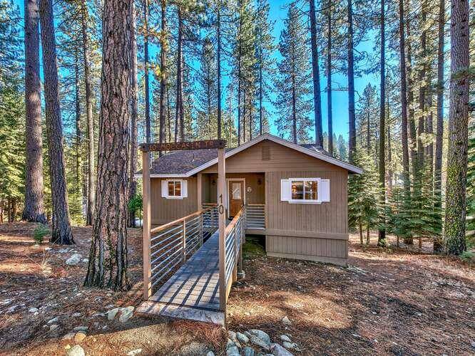 Graeagle, CA 96103,10 Moccasin Trail