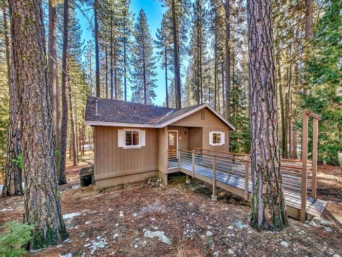 Graeagle, CA 96103,10 Moccasin Trail