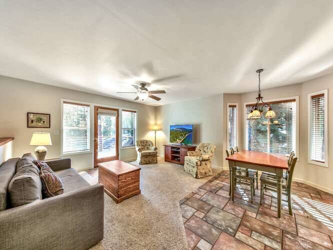 Graeagle, CA 96103,10 Moccasin Trail