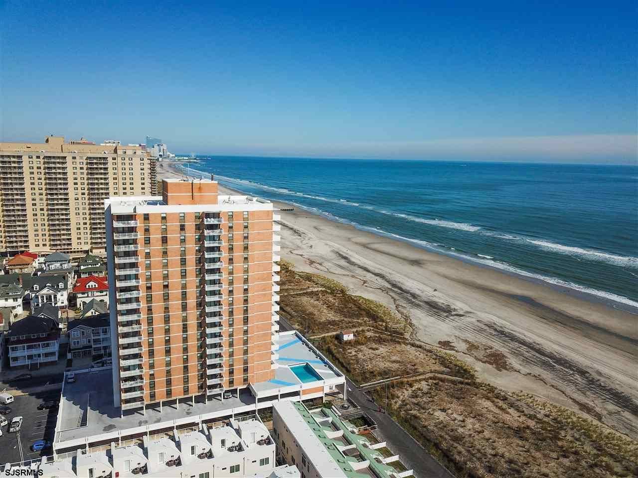 Ventnor, NJ 08406,5200 Boardwalk #18D