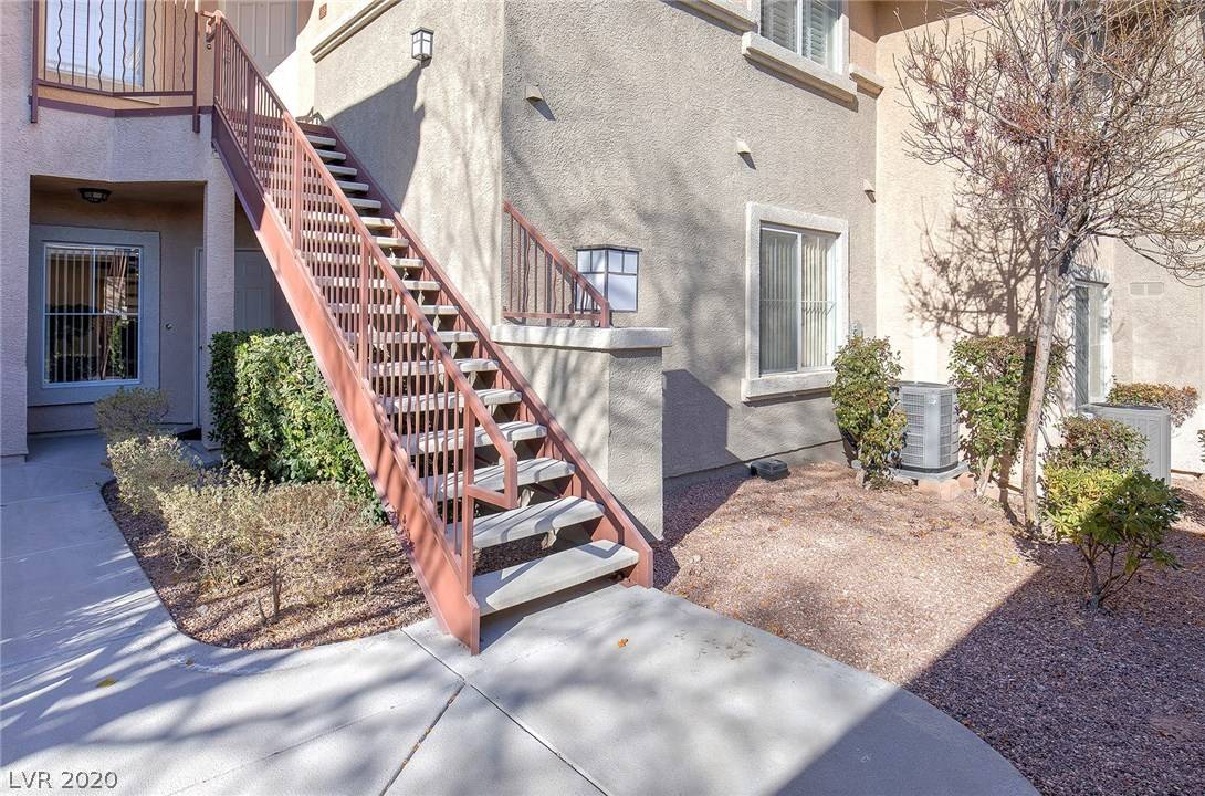 Las Vegas, NV 89144,901 Duckhorn Court #103