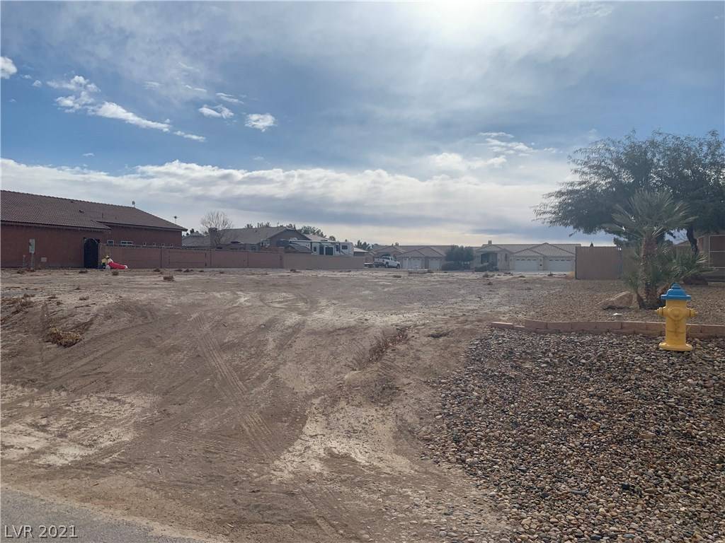 Pahrump, NV 89061,5451 Barnwood Court