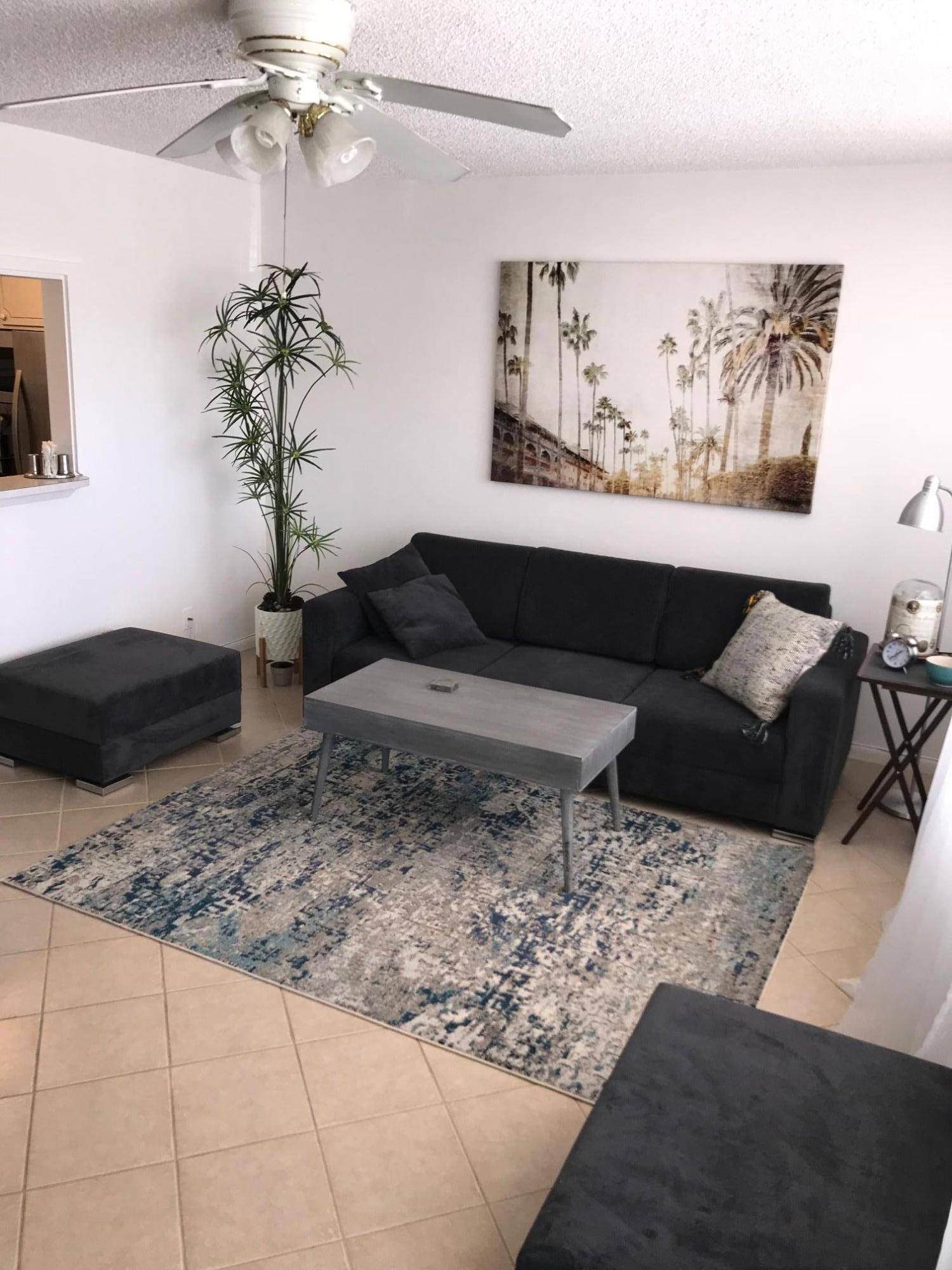 Deerfield Beach, FL 33442,77 Markham D