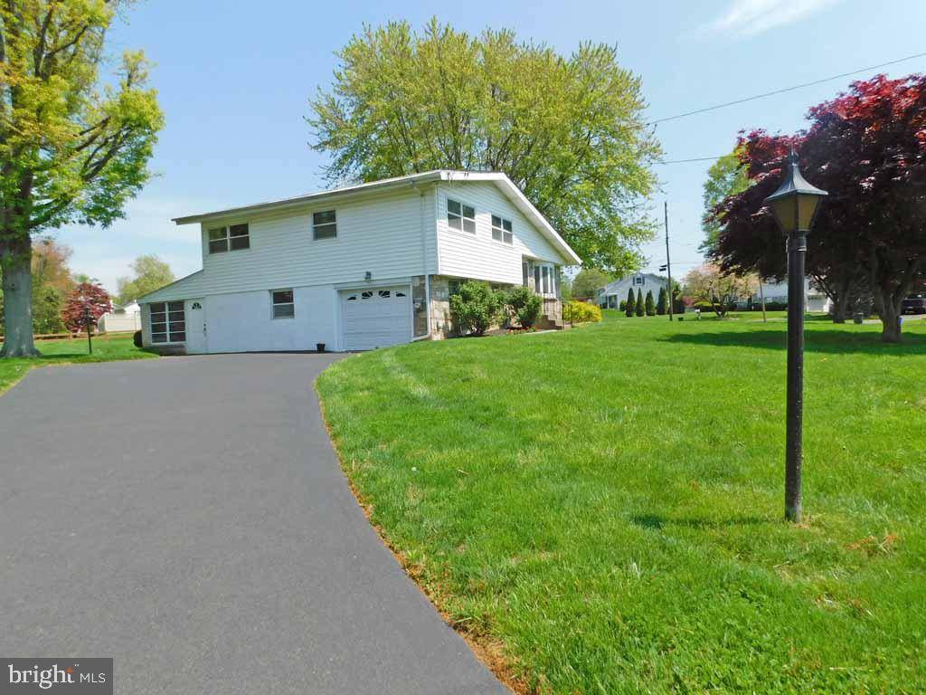 Churchville, PA 18966,353 WINDSOR DR